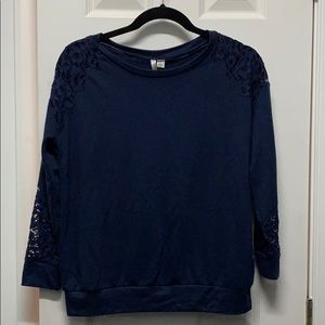 Navy top w/ lace trim